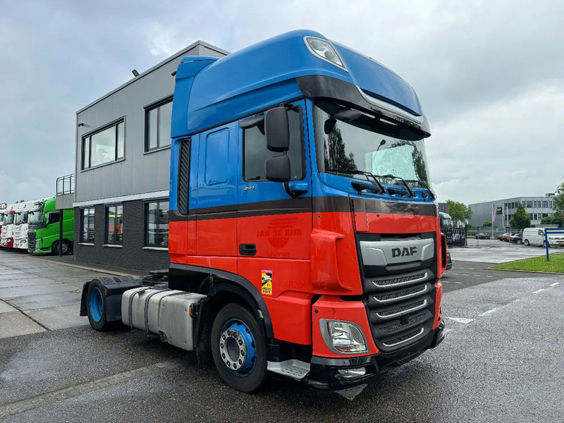DAF XF 450 4X2 LOW DECK EURO 6 - יחידת טרקטור: תמונה 3 DAF XF 450 4X2 LOW DECK EURO 6 - יחידת טרקטור: תמונה 3