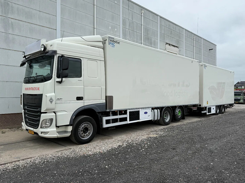 DAF XF 460 6X2 YEAR 2017 COMPLETE! + CARRIER SUPRA 850 + DHOLLANDIA - משאית קירור: תמונה 1 DAF XF 460 6X2 YEAR 2017 COMPLETE! + CARRIER SUPRA 850 + DHOLLANDIA - משאית קירור: תמונה 1