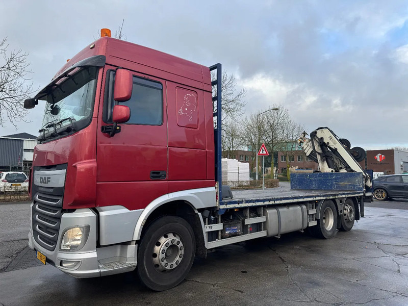 DAF XF 510 6X2 EURO 6 + HIAB 166 HI PRO + REMOTE CONTROL - משאית צד נופל/ שטוחה, משאית מנוף: תמונה 2 DAF XF 510 6X2 EURO 6 + HIAB 166 HI PRO + REMOTE CONTROL - משאית צד נופל/ שטוחה, משאית מנוף: תמונה 2