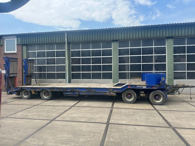 Diversen MUELLER-MITTELTAL, 4 AXLE, DOUBLE HYDRAULIC RAMPS. - קרון נגרר עם מטען נמוך: תמונה 2 Diversen MUELLER-MITTELTAL, 4 AXLE, DOUBLE HYDRAULIC RAMPS. - קרון נגרר עם מטען נמוך: תמונה 2