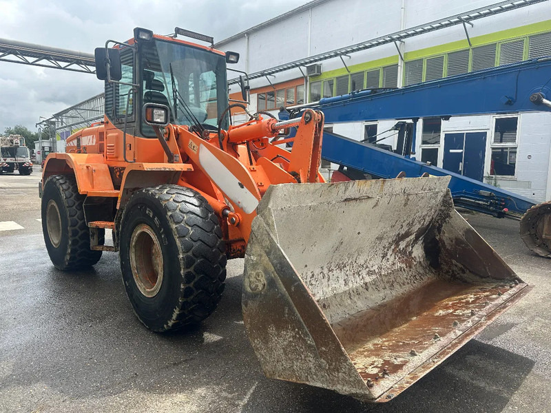 Doosan DL 200 4X4, CE, 6117 HOURS - מעמיס: תמונה 3 Doosan DL 200 4X4, CE, 6117 HOURS - מעמיס: תמונה 3