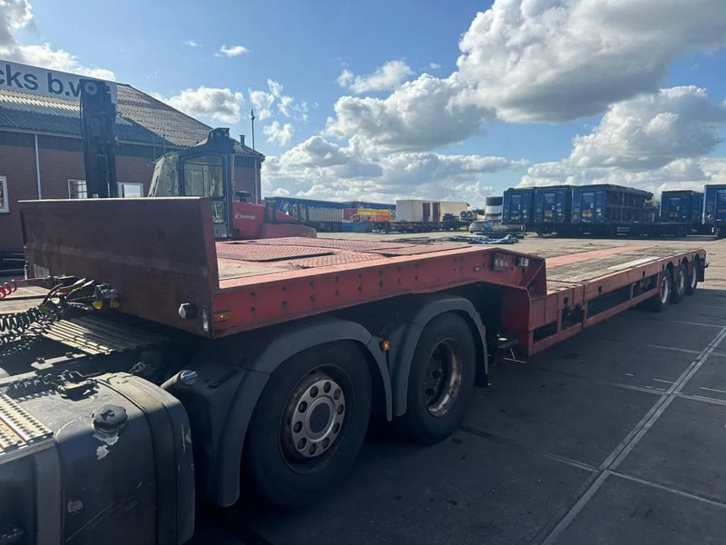 Faymonville 3 AXEL STEERING DOUBLE EXTENDABLE BED 9,4+6,9+6,6 METER - סמיטריילר עם מטען נמוך: תמונה 4 Faymonville 3 AXEL STEERING DOUBLE EXTENDABLE BED 9,4+6,9+6,6 METER - סמיטריילר עם מטען נמוך: תמונה 4