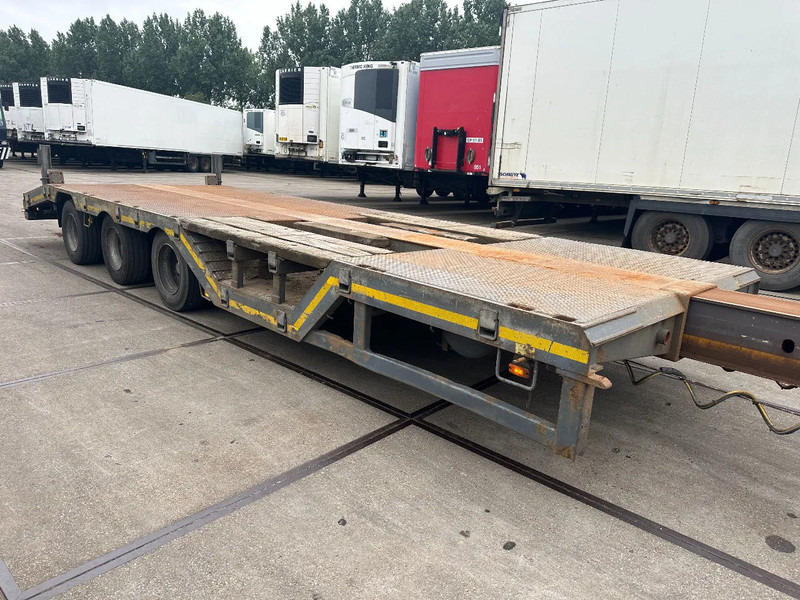 Floor 3 AXLE, 6 M EXTENDABLE, WHEEL FILLS - סמיטריילר עם מטען נמוך: תמונה 5 Floor 3 AXLE, 6 M EXTENDABLE, WHEEL FILLS - סמיטריילר עם מטען נמוך: תמונה 5