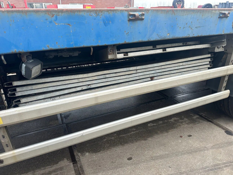 Floor MET HIAB R165-F2, LAATSTE 2 ASSEN GESTUURD - סמיטריילר צד נופל/ שטוח: תמונה 4 Floor MET HIAB R165-F2, LAATSTE 2 ASSEN GESTUURD - סמיטריילר צד נופל/ שטוח: תמונה 4