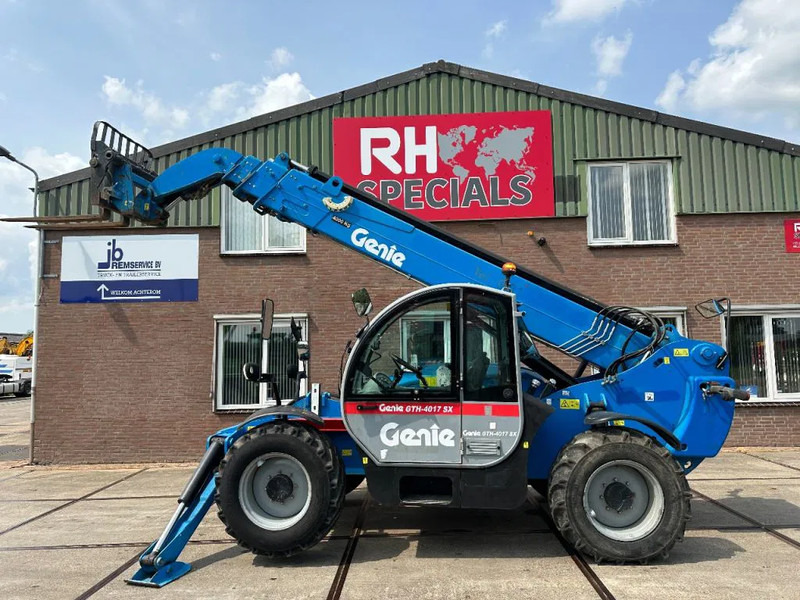 Genie GTH4017SX CE - מפעיל טלסקופי: תמונה 1 Genie GTH4017SX CE - מפעיל טלסקופי: תמונה 1