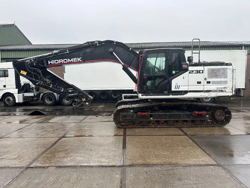 Hidromek HMK 230LC-4 CE, 700 MM PADS, CV, PIPED AUX PIPING,QH, AUTO LUBE, AC REVERSE CAMERA - מחפר סורק: תמונה 1 Hidromek HMK 230LC-4 CE, 700 MM PADS, CV, PIPED AUX PIPING,QH, AUTO LUBE, AC REVERSE CAMERA - מחפר סורק: תמונה 1