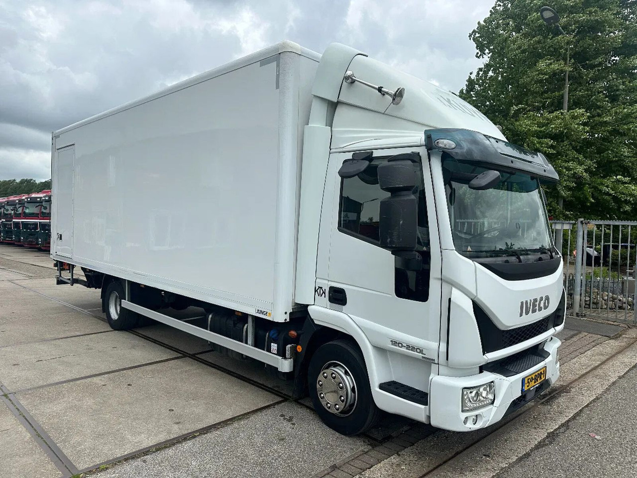 Iveco ML 120 -220 L, DHOLLANDIA LIFT, BOX 730X250X240 - משאית תיבה: תמונה 3 Iveco ML 120 -220 L, DHOLLANDIA LIFT, BOX 730X250X240 - משאית תיבה: תמונה 3