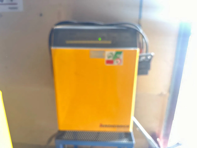 Jungheinrich ETX513, 5697 HOURS - משאית משטחים: תמונה 4 Jungheinrich ETX513, 5697 HOURS - משאית משטחים: תמונה 4