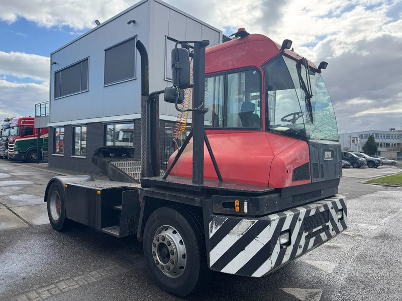 Kalmar TT612D 4X2 - טרקטור מסוף: תמונה 3 Kalmar TT612D 4X2 - טרקטור מסוף: תמונה 3