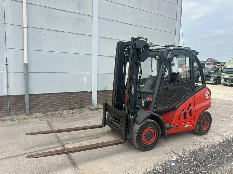 Linde H40D - מלגזת סולר: תמונה 3 Linde H40D - מלגזת סולר: תמונה 3