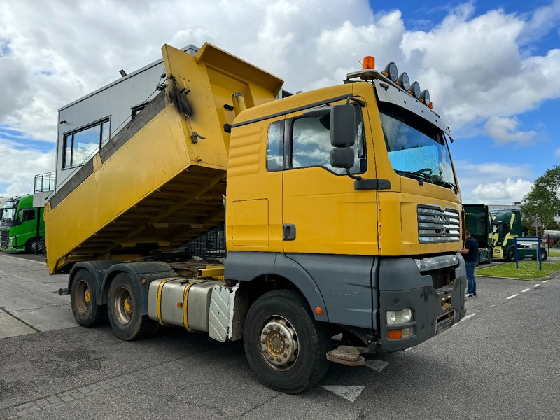 MAN TGA 26.530 6X4 MANUAL 3 PEDALS TIPPER KIPPER - מזהיר: תמונה 2 MAN TGA 26.530 6X4 MANUAL 3 PEDALS TIPPER KIPPER - מזהיר: תמונה 2