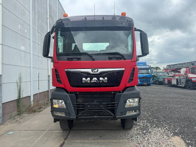 MAN TGS 33.460 6X6 BBS - EURO 6 - FULL STEEL SUSP.! + ROCKINGER - יחידת טרקטור: תמונה 2 MAN TGS 33.460 6X6 BBS - EURO 6 - FULL STEEL SUSP.! + ROCKINGER - יחידת טרקטור: תמונה 2