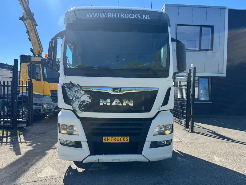 MAN TGX 26.460 6X2 EURO 6 + RETARDER - ONLY 643.422 KM - יחידת טרקטור: תמונה 3 MAN TGX 26.460 6X2 EURO 6 + RETARDER - ONLY 643.422 KM - יחידת טרקטור: תמונה 3