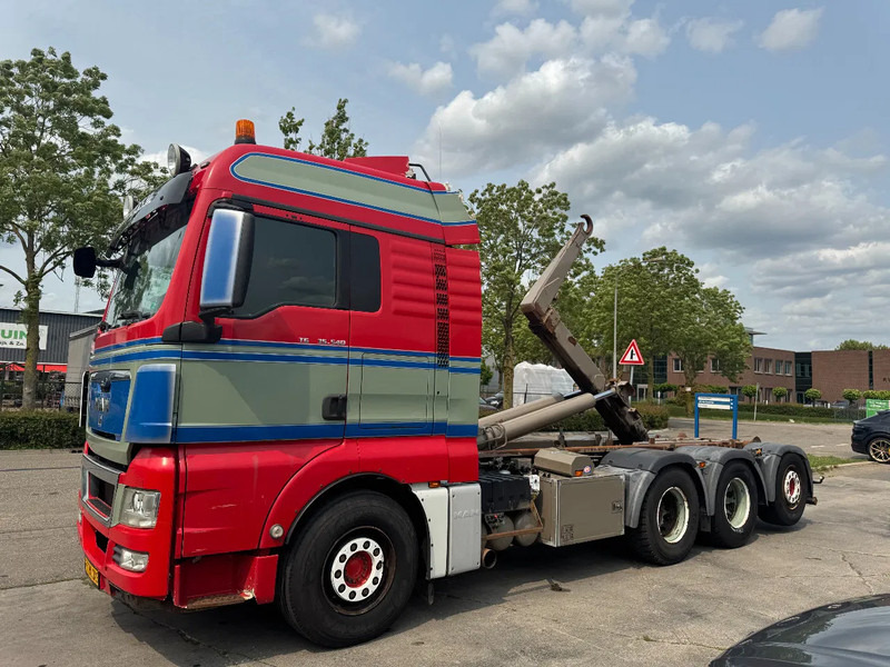 MAN TGX 35.540 - 8X4 - EURO 5 + AJK HOOK + LIFT/STEERING AXLE - משאית הרמת וו: תמונה 1 MAN TGX 35.540 - 8X4 - EURO 5 + AJK HOOK + LIFT/STEERING AXLE - משאית הרמת וו: תמונה 1