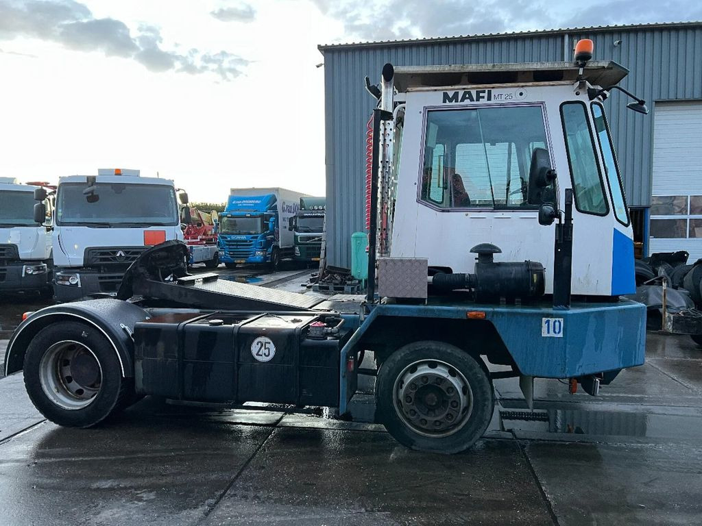 Mafi MT25T131C 4X2 *GEARBOX DON'T GO IN R - טרקטור מסוף: תמונה 4 Mafi MT25T131C 4X2 *GEARBOX DON'T GO IN R - טרקטור מסוף: תמונה 4
