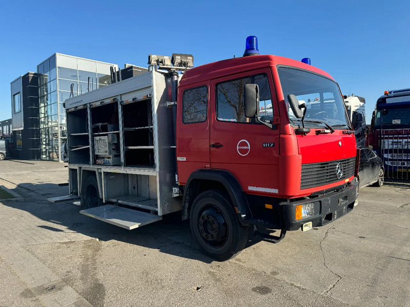 Mercedes-Benz 1117 4X2 FIRE TRUCK HIAB 050A ONLY 105787 KM - משאית אש: תמונה 5 Mercedes-Benz 1117 4X2 FIRE TRUCK HIAB 050A ONLY 105787 KM - משאית אש: תמונה 5