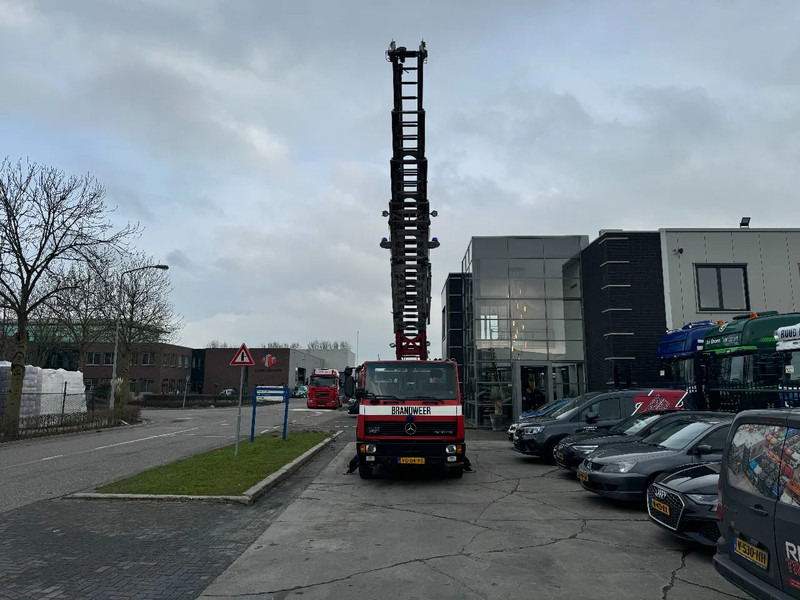 Mercedes-Benz 1120 OF MAGIRUS 24 METER + KORF + SLANGS - משאית אש: תמונה 2 Mercedes-Benz 1120 OF MAGIRUS 24 METER + KORF + SLANGS - משאית אש: תמונה 2