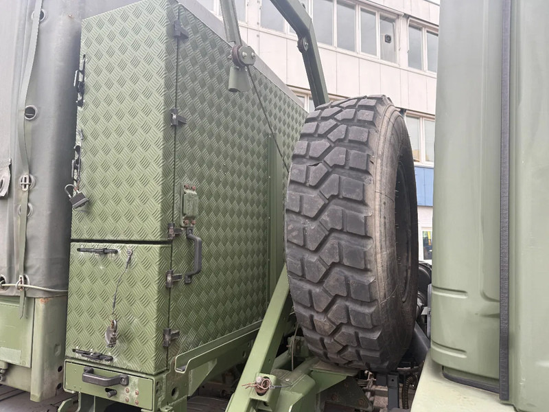 Mercedes-Benz ATEGO 1018 A 4X4 ONLY 63965 KM - משאית וילונות צד: תמונה 4 Mercedes-Benz ATEGO 1018 A 4X4 ONLY 63965 KM - משאית וילונות צד: תמונה 4