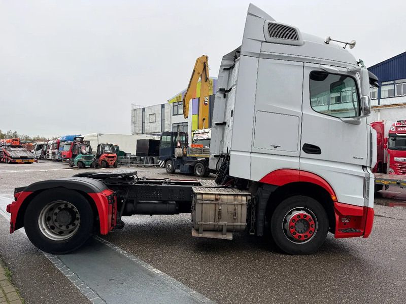 Mercedes-Benz Actros 1945 4X2 EURO 6 - NL TRUCK 1st OWNER (1845) - יחידת טרקטור: תמונה 4 Mercedes-Benz Actros 1945 4X2 EURO 6 - NL TRUCK 1st OWNER (1845) - יחידת טרקטור: תמונה 4