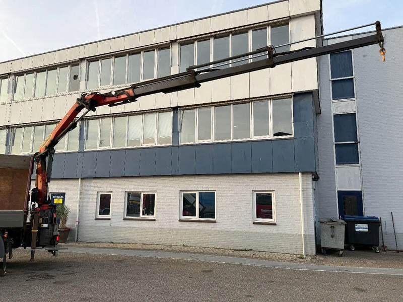 Scania G370 4X4 EURO 6 + 3-SIDE TIPPER + PALFINGER PK9002 + REMOTE - משאית מנוף: תמונה 4 Scania G370 4X4 EURO 6 + 3-SIDE TIPPER + PALFINGER PK9002 + REMOTE - משאית מנוף: תמונה 4