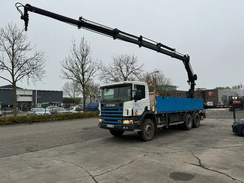 Scania P124-360 6X4 EURO 2 HIAB 200 C-5 ALL 2000 - משאית צד נופל/ שטוחה, משאית מנוף: תמונה 1 Scania P124-360 6X4 EURO 2 HIAB 200 C-5 ALL 2000 - משאית צד נופל/ שטוחה, משאית מנוף: תמונה 1