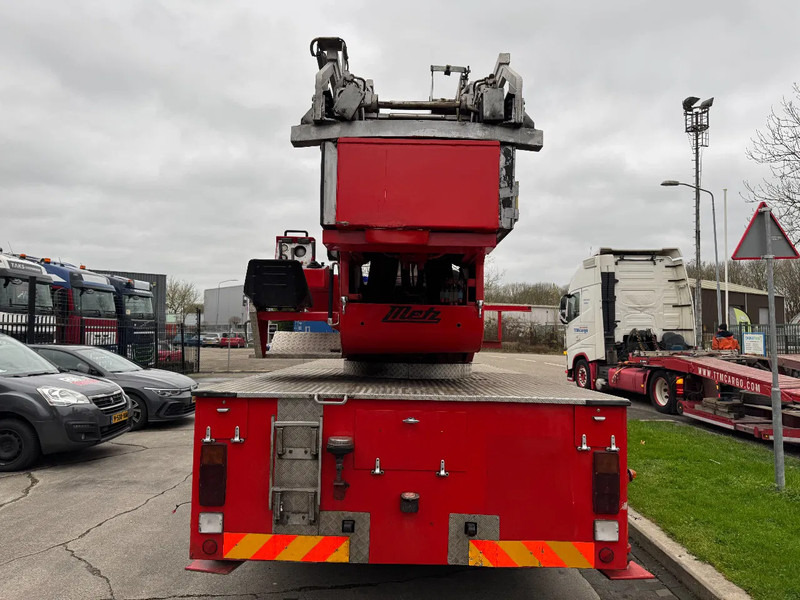 Scania P82 4X2 - FIRE TRUCK - 30M LIFT - משאית אש: תמונה 5 Scania P82 4X2 - FIRE TRUCK - 30M LIFT - משאית אש: תמונה 5