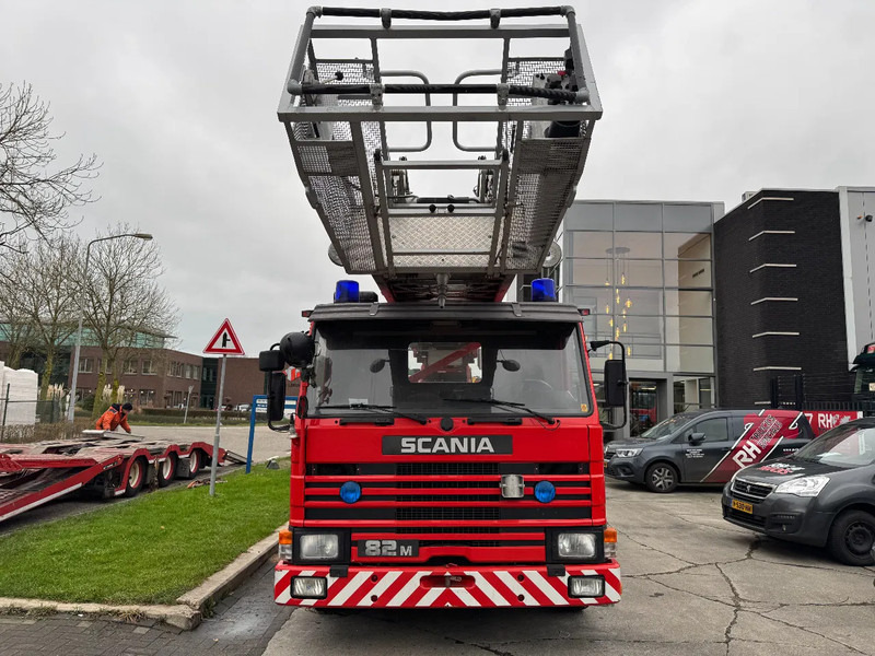 Scania P82 4X2 - FIRE TRUCK - 30M LIFT - משאית אש: תמונה 2 Scania P82 4X2 - FIRE TRUCK - 30M LIFT - משאית אש: תמונה 2