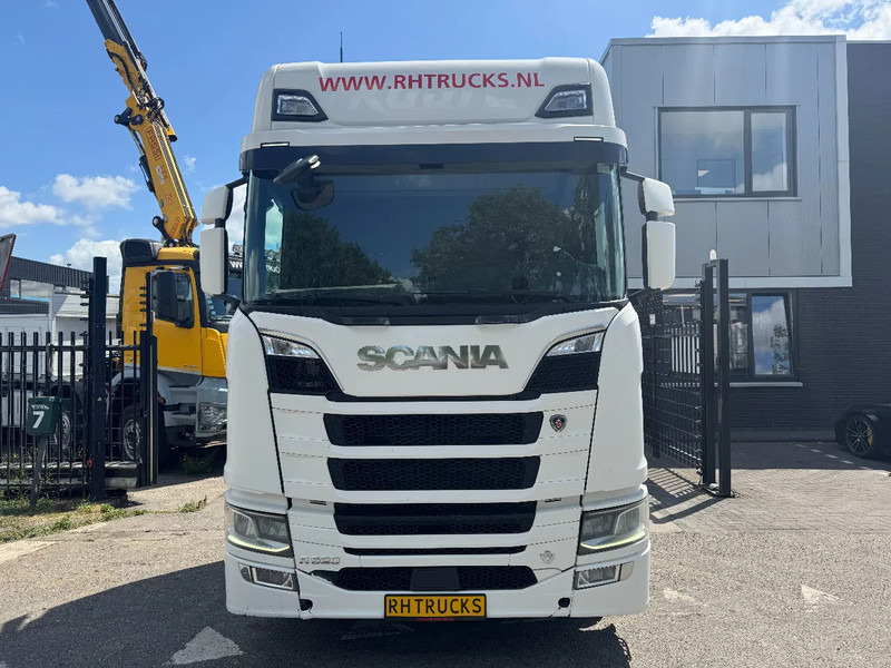 Scania R520 V8 NGS 6X4 EURO 6 - יחידת טרקטור: תמונה 2 Scania R520 V8 NGS 6X4 EURO 6 - יחידת טרקטור: תמונה 2