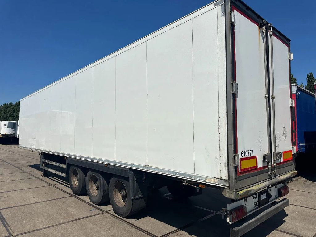 Schmitz Cargobull PRICES FROM €7450 TO €8950,- 4 - סמיטריילר עם קירור: תמונה 4 Schmitz Cargobull PRICES FROM €7450 TO €8950,- 4 - סמיטריילר עם קירור: תמונה 4