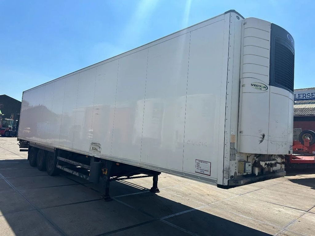 Schmitz Cargobull PRICES FROM €7450 TO €8950,- 4 - סמיטריילר עם קירור: תמונה 3 Schmitz Cargobull PRICES FROM €7450 TO €8950,- 4 - סמיטריילר עם קירור: תמונה 3