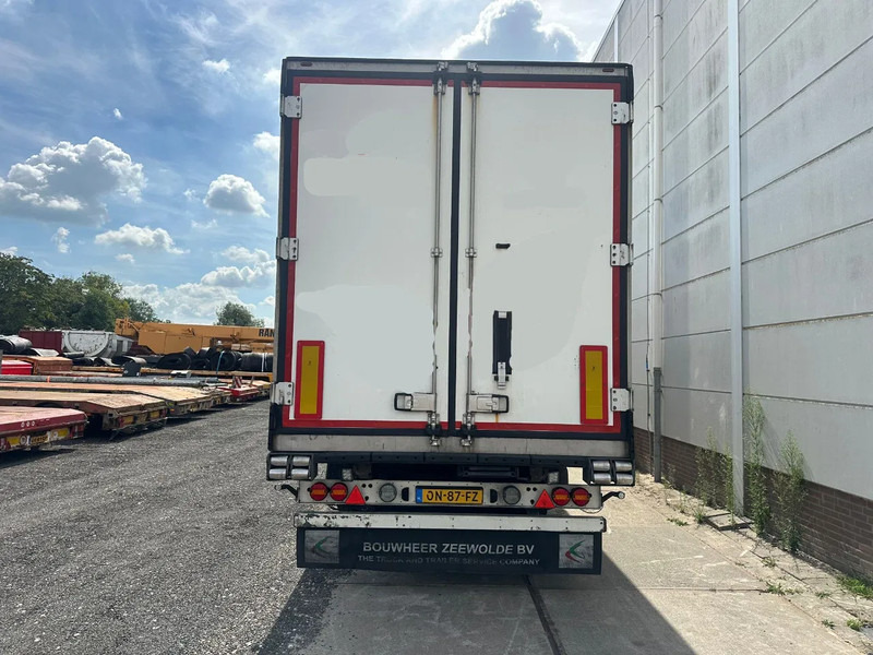 Schmitz Cargobull SCB*S3B THERMO KING SLX300E 3 AXLE - סמיטריילר עם קירור: תמונה 4 Schmitz Cargobull SCB*S3B THERMO KING SLX300E 3 AXLE - סמיטריילר עם קירור: תמונה 4