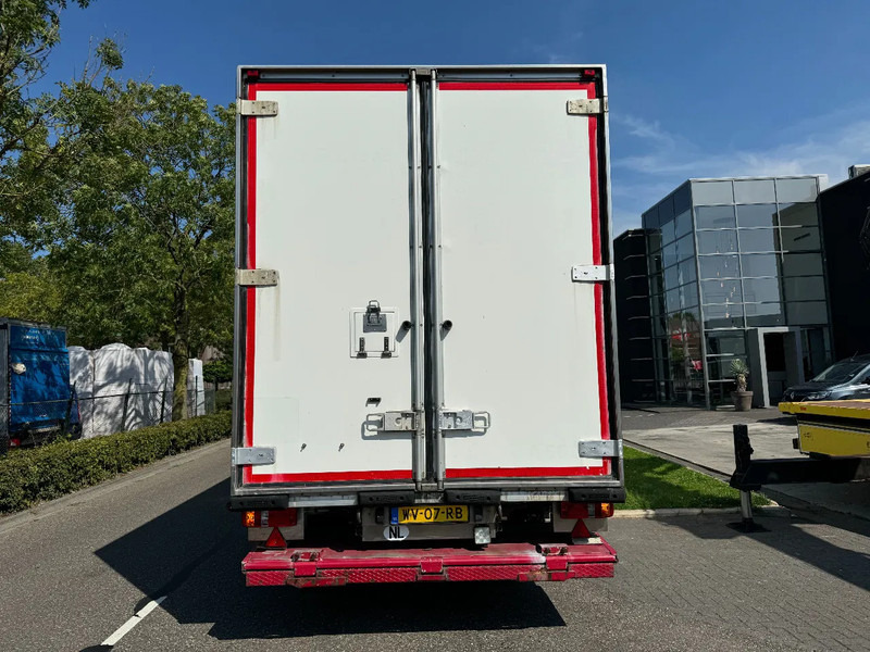 Volvo FH 12.420 4X2 EURO 3+ BURG HANGER + THERMO KING + DHOLLANDIA LIFT - משאית קירור: תמונה 5 Volvo FH 12.420 4X2 EURO 3+ BURG HANGER + THERMO KING + DHOLLANDIA LIFT - משאית קירור: תמונה 5