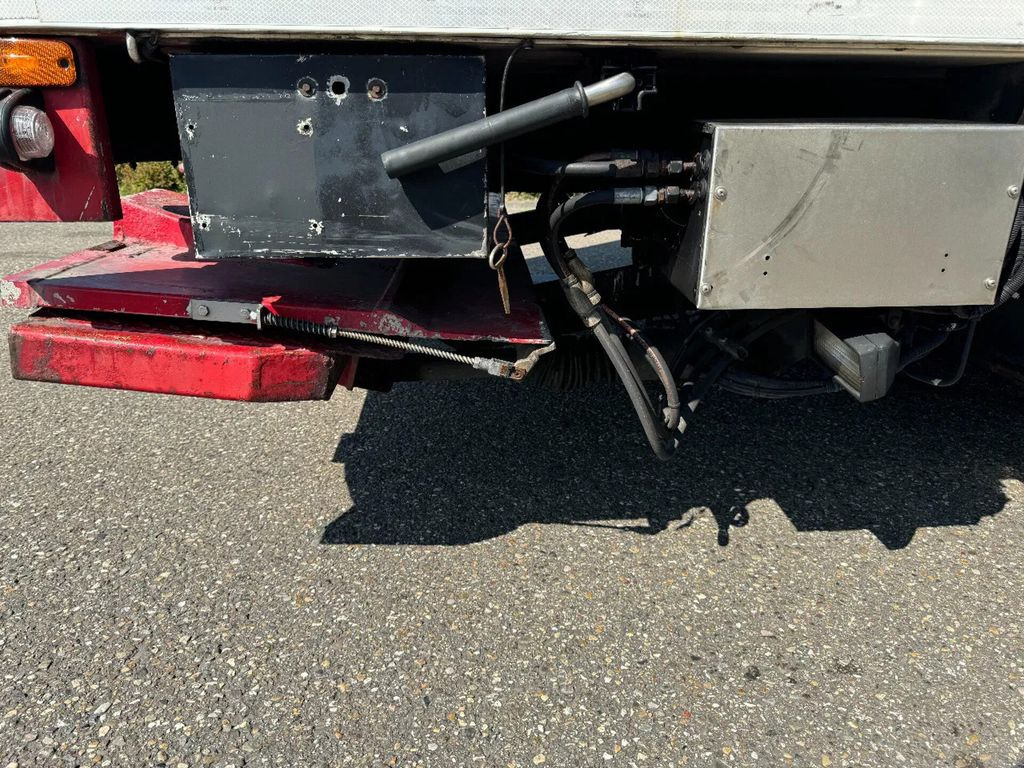 משאית קירור Volvo FH 12.420 6X2 - EURO 3 + HANGER NETAM-FRUEHAUF +: תמונה 9