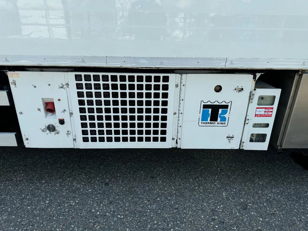 משאית קירור Volvo FH 12.420 6X2 - EURO 3 + HANGER NETAM-FRUEHAUF +: תמונה 13