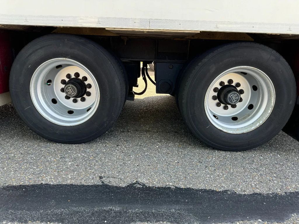 משאית קירור Volvo FH 12.420 6X2 - EURO 3 + HANGER NETAM-FRUEHAUF +: תמונה 15