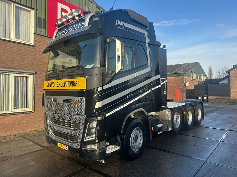 Volvo FH 16.750 8X4 170 TON, INTARDER - יחידת טרקטור: תמונה 1 Volvo FH 16.750 8X4 170 TON, INTARDER - יחידת טרקטור: תמונה 1