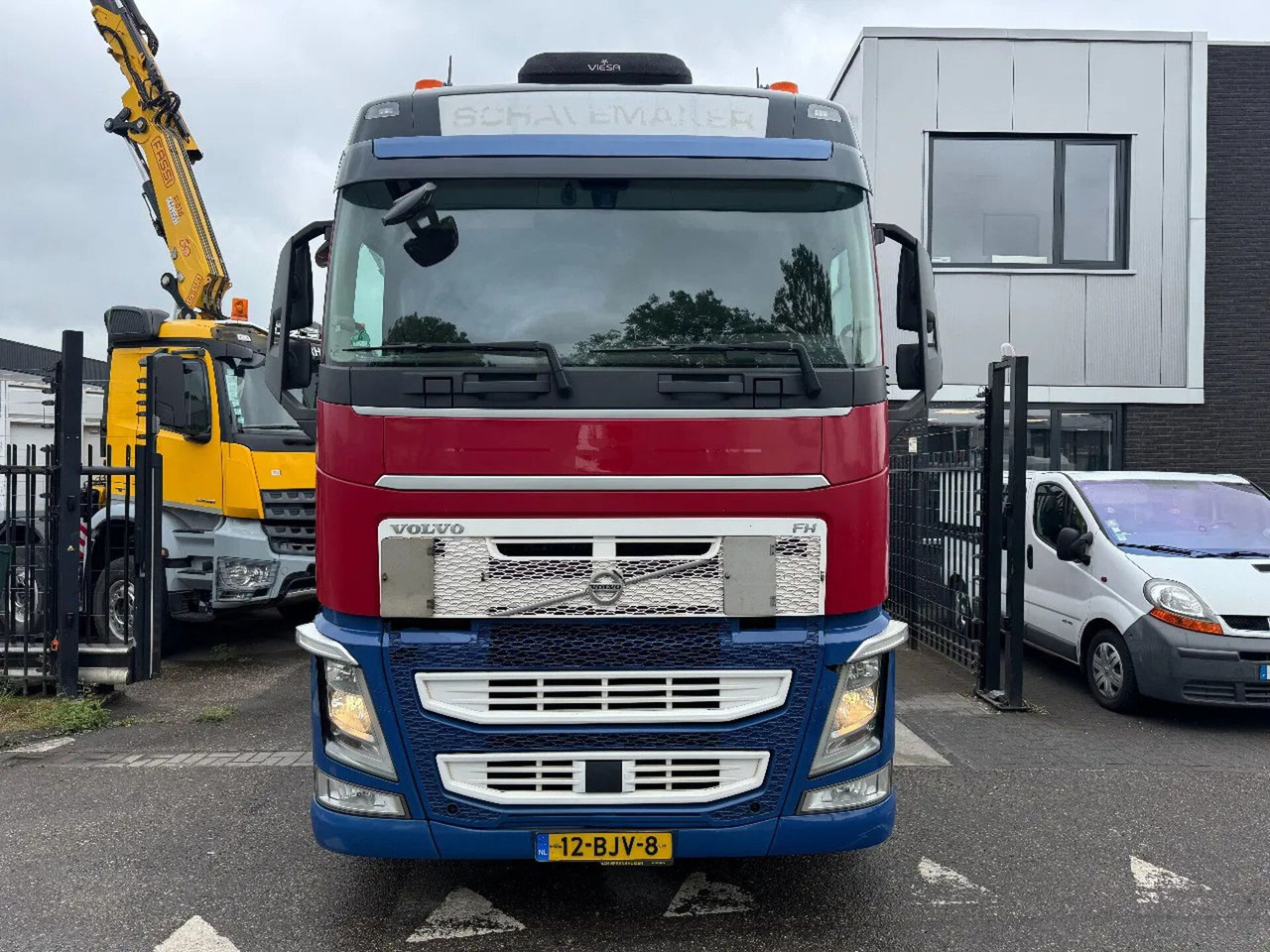 Volvo FH 420 4X2 SPOILERS STANDKLIMA EURO 6 2017 - יחידת טרקטור: תמונה 2 Volvo FH 420 4X2 SPOILERS STANDKLIMA EURO 6 2017 - יחידת טרקטור: תמונה 2