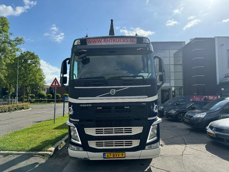 Volvo FH 500 8X2 EURO 6 + PALFINGER T22 HOOKLIFT - משאית הרמת וו: תמונה 2 Volvo FH 500 8X2 EURO 6 + PALFINGER T22 HOOKLIFT - משאית הרמת וו: תמונה 2
