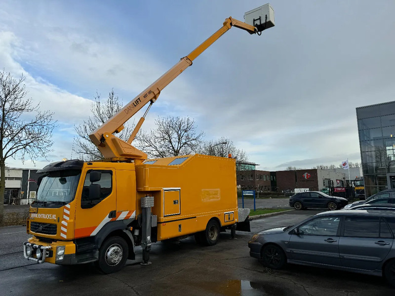 Volvo FL 240 4X2 DANILIFT WDT 180S ONLY 327.000 KM - משאית: תמונה 1 Volvo FL 240 4X2 DANILIFT WDT 180S ONLY 327.000 KM - משאית: תמונה 1