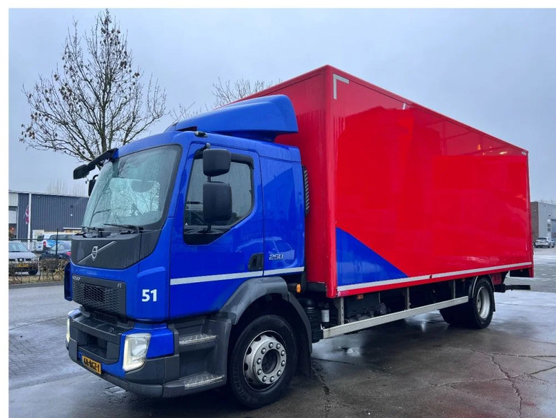 Volvo FL 250 4X2 EURO 6 599.111km DHOLLANDIA - משאית תיבה: תמונה 1 Volvo FL 250 4X2 EURO 6 599.111km DHOLLANDIA - משאית תיבה: תמונה 1