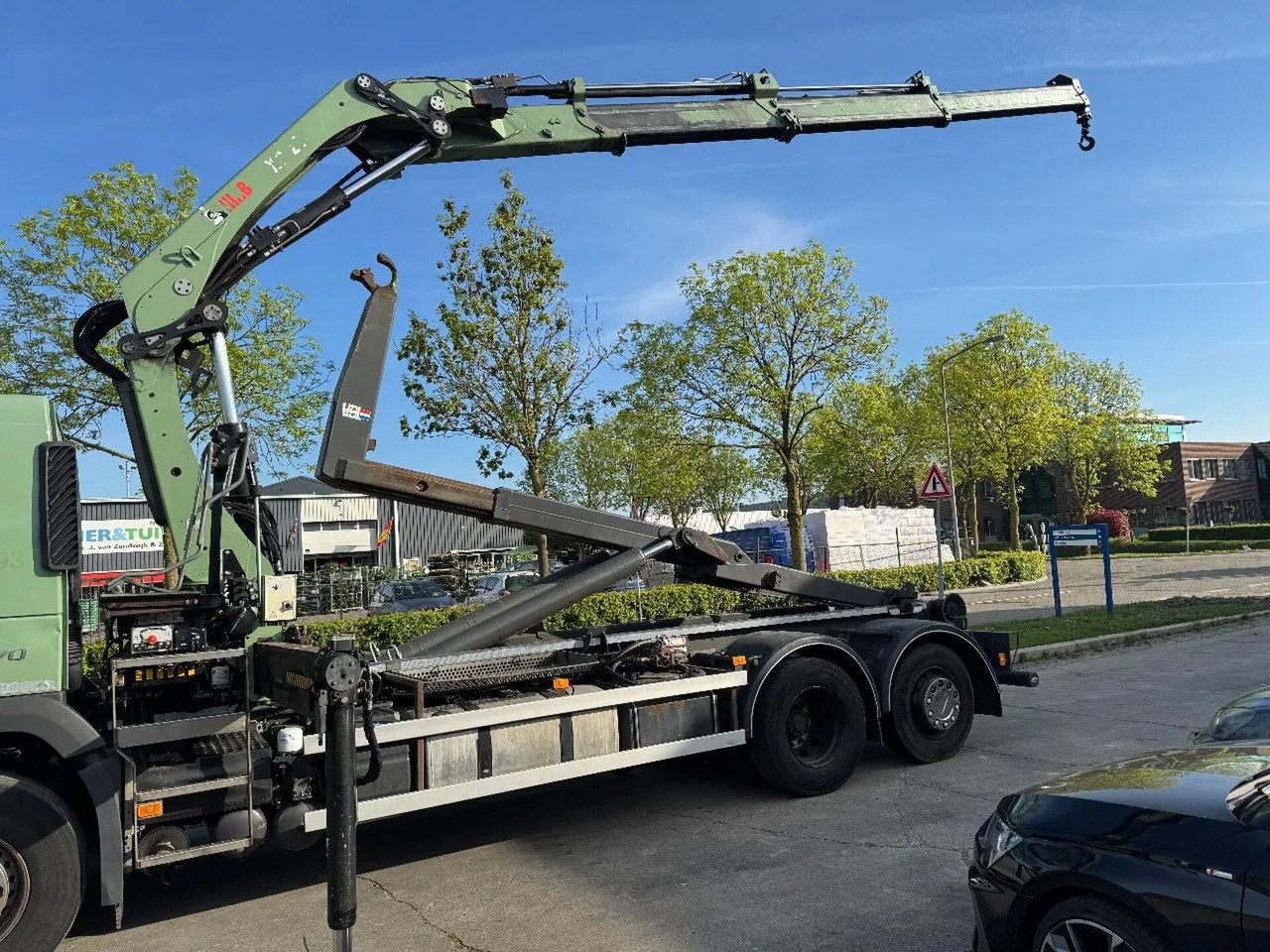 Volvo FM 370 6X2 VDL 21T + HIAB 211 + REMOTE CONTROL - משאית הרמת וו, משאית מנוף: תמונה 3 Volvo FM 370 6X2 VDL 21T + HIAB 211 + REMOTE CONTROL - משאית הרמת וו, משאית מנוף: תמונה 3
