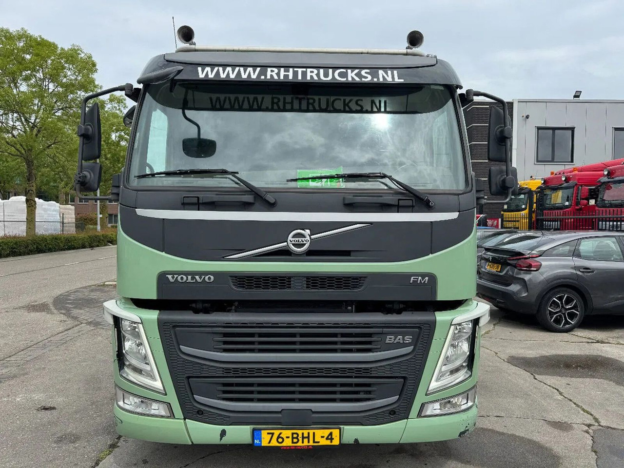 משאית מנוף Volvo FM 370 6X2 VDL 21T HOOK + HIAB 211 + REMOTE CONT: תמונה 9