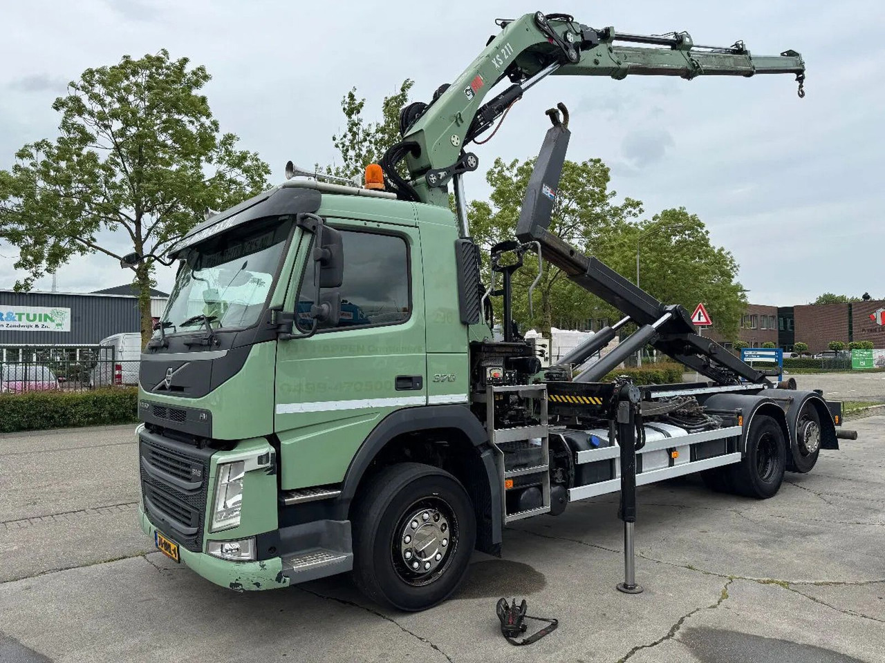 Volvo FM 370 6X2 VDL 21T HOOK + HIAB 211 + REMOTE CONT - משאית מנוף: תמונה 2 Volvo FM 370 6X2 VDL 21T HOOK + HIAB 211 + REMOTE CONT - משאית מנוף: תמונה 2