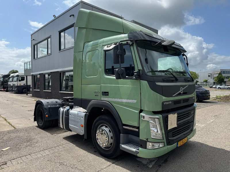 Volvo FM 420 4X2 - DIESEL & LNG GAS - יחידת טרקטור: תמונה 3 Volvo FM 420 4X2 - DIESEL & LNG GAS - יחידת טרקטור: תמונה 3
