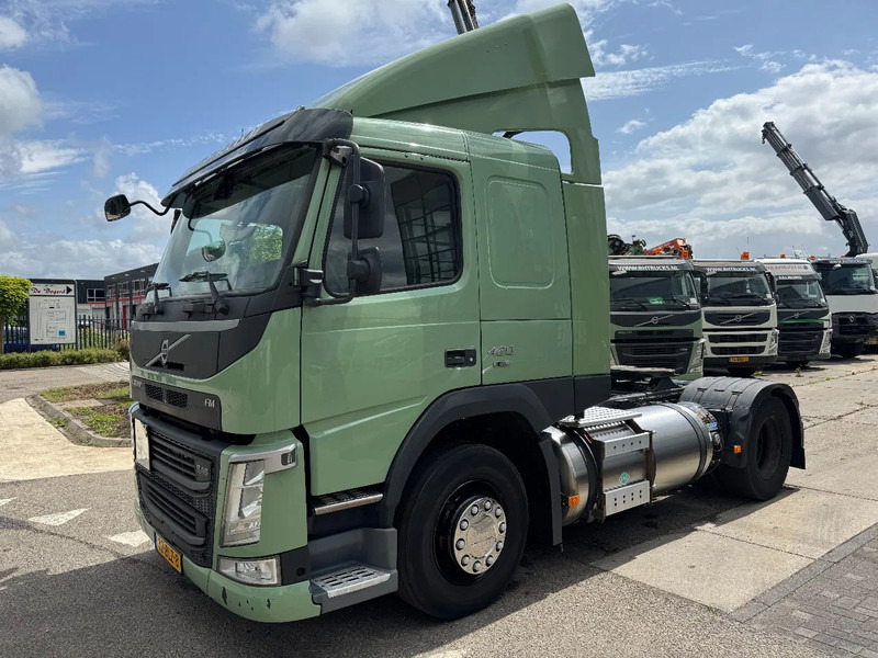 Volvo FM 420 4X2 - DIESEL & LNG GAS - יחידת טרקטור: תמונה 1 Volvo FM 420 4X2 - DIESEL & LNG GAS - יחידת טרקטור: תמונה 1