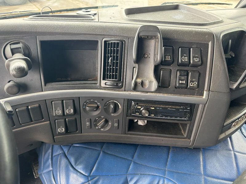משאית צד נופל/ שטוחה, משאית מנוף Volvo FM 500 6X2 EURO 5 HIAB 211 EP5 + REMOTE CONTROL: תמונה 19