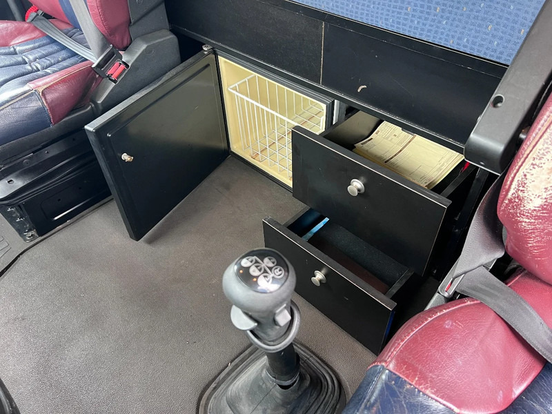 יחידת טרקטור Volvo NH 12.460 4X2 - *MARGE* - EURO 2: תמונה 19