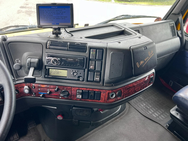 יחידת טרקטור Volvo NH 12.460 4X2 - *MARGE* - EURO 2: תמונה 17