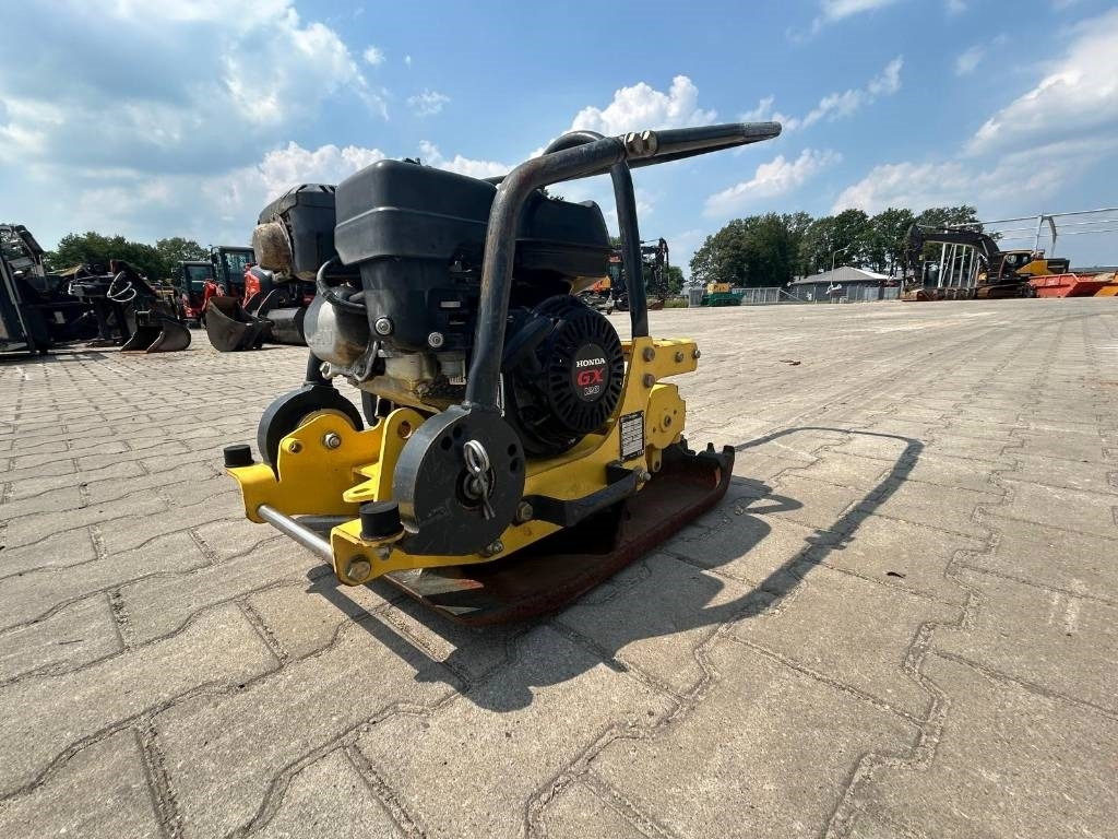 BOMAG BVP 10/36 - לוח רטט: תמונה 1 BOMAG BVP 10/36 - לוח רטט: תמונה 1