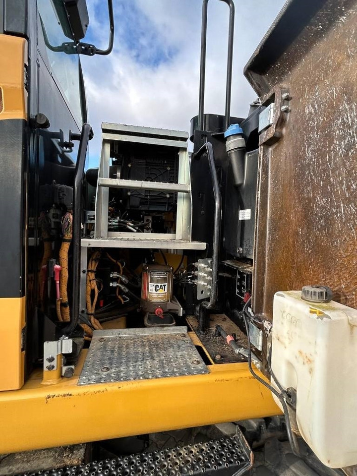 CAT M 318 F - מחפר גלגלים: תמונה 5 CAT M 318 F - מחפר גלגלים: תמונה 5